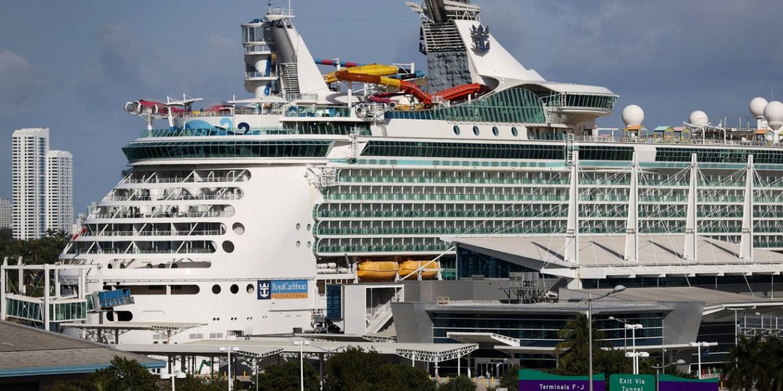 Los CDC emiten nuevas pautas para los cruceros por la pandemia de COVID-19 – Telemundo Chicago