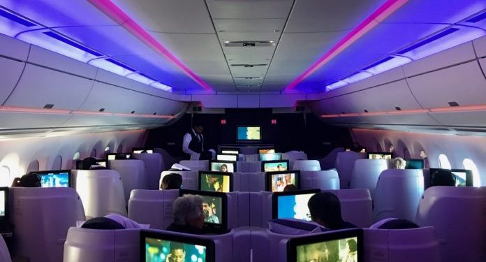 qatar airways aerolíneas experiencias aéreas audiovisuales wifi