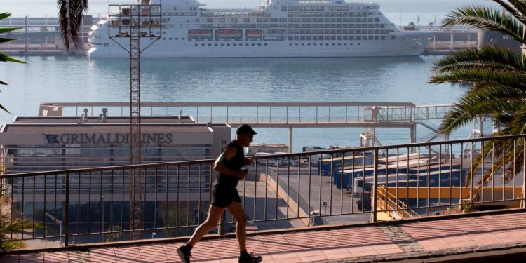 Navieras auguran pronta reanudación de cruceros tras diálogos con EE.UU.
