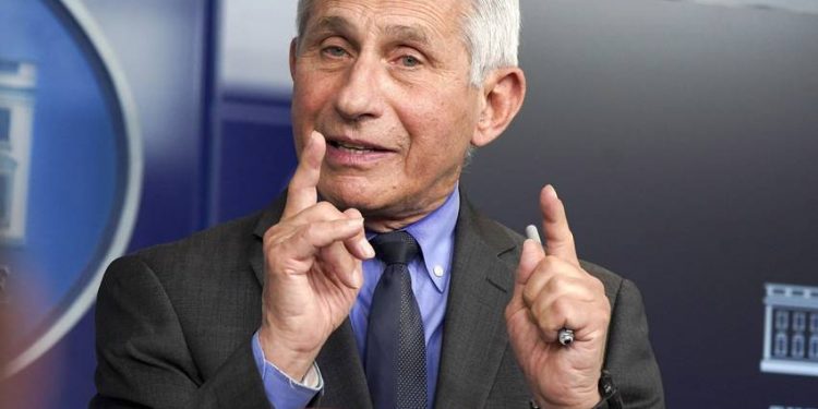 “Ni cine ni viajes”: El doctor Anthony Fauci revela sus planes después de vacunarse contra el COVID-19 | Salud | La Revista