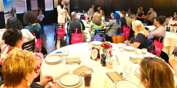 OPT de Dominicana en Orlando realiza evento presencial con agentes de viaje en Tampa - Noticias de turismo