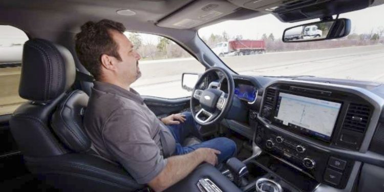 Ofrecerá Ford este año la conducción autónoma BlueCruise