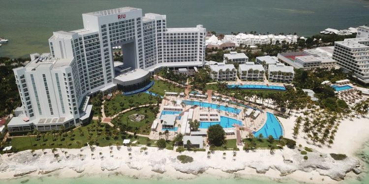 Pierde turismo mexicano 10 mil 668 mdd por COVID-19 – El Financiero