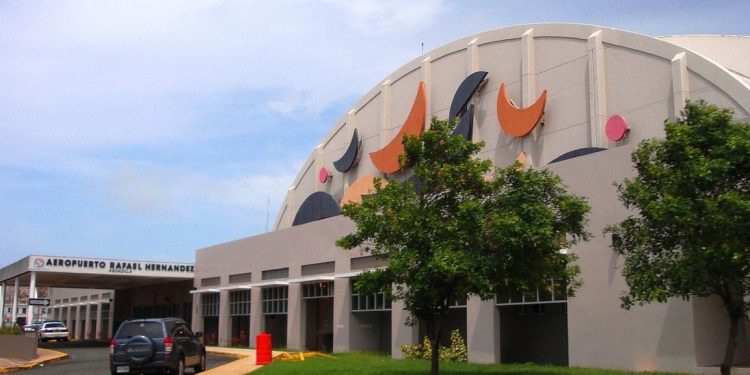 Puerto Rico acaba de reabrir dos aeropuertos