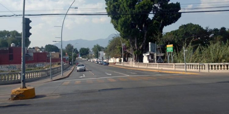 Retiran bloqueo del crucero de Fonapas, en Oaxaca de Juárez