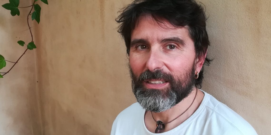 "Se está produciendo un proceso de desarraigo de la industria turística"