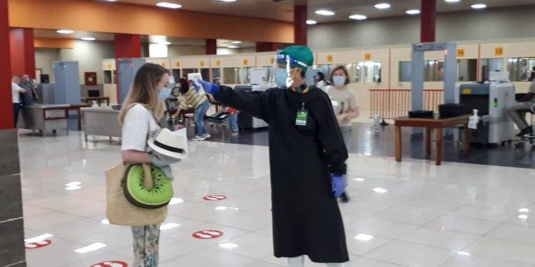 Tras un año de interrupción, se reanudan los vuelos entre Rusia y Varadero
