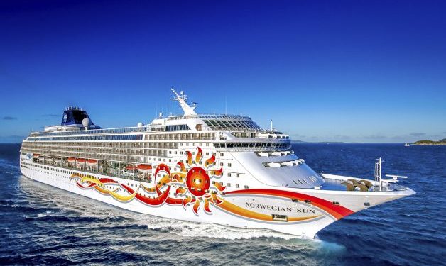 Tripulación de Norwegian Cruise Line deberá estar vacunada para trabajar a bordo