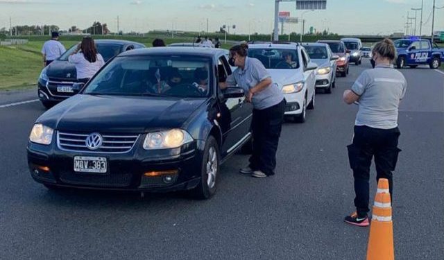 Turismo de fin de semana largo: controles de temperatura en los ingresos a Rosario y en la terminal