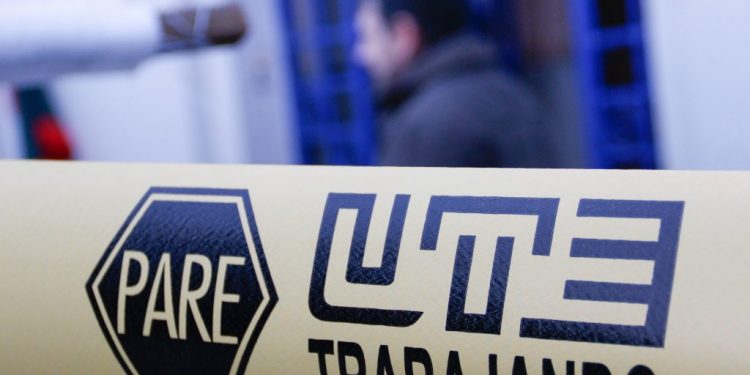UTE exonera de cargos fijos y potencia contratada a los sectores más afectados por la pandemia