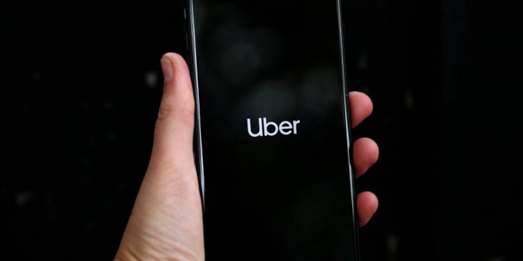 Uber probará en Brasil función para grabar video de viajes dentro del vehículo