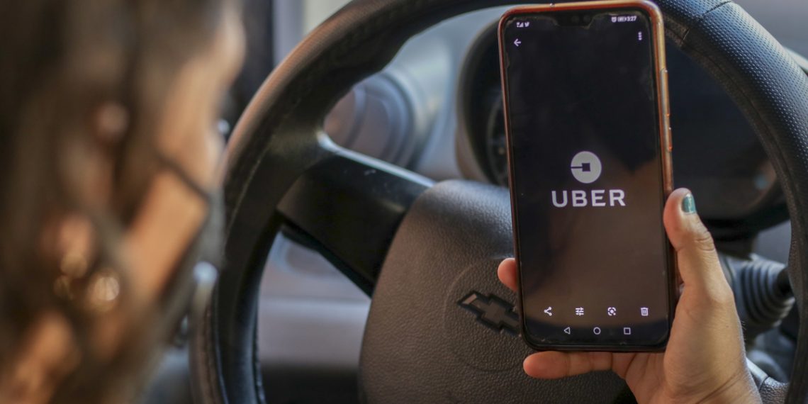 Uber regala viajes a adultos mayores