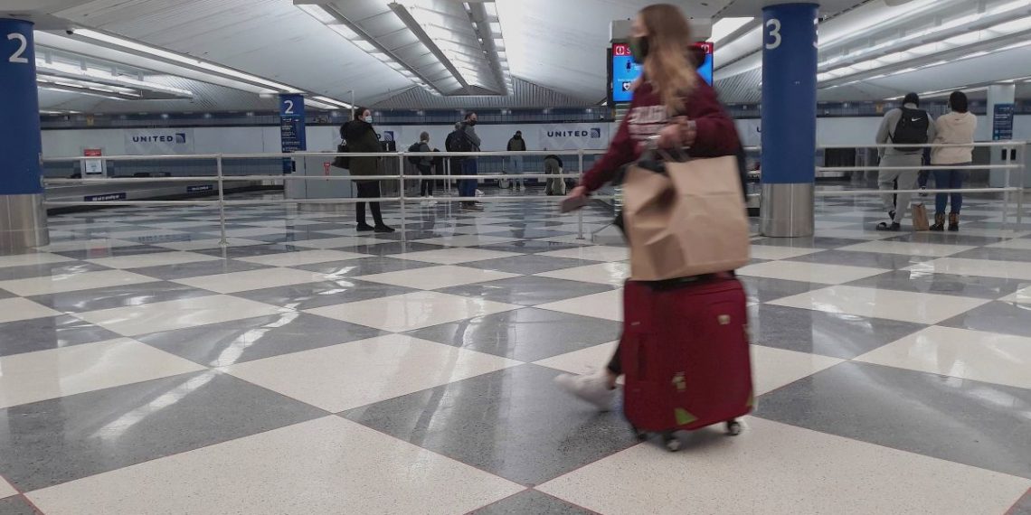 Viajes a Chicago: 24 estados requieren cuarentena o prueba negativa de covid-19