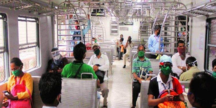 después de registrar casos diarios el jueves, BMC reflexiona sobre restringir los viajes en tren locales y cerrar lugares religiosos – EzAnime.net