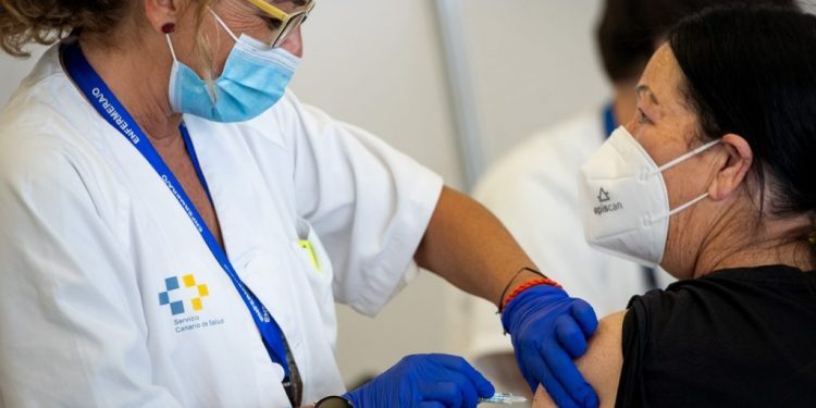 llegan más de 100.000 vacunas
