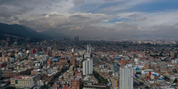 ¿Se podrá realizar viajes por tierra o aire durante la cuarentena en Bogotá?