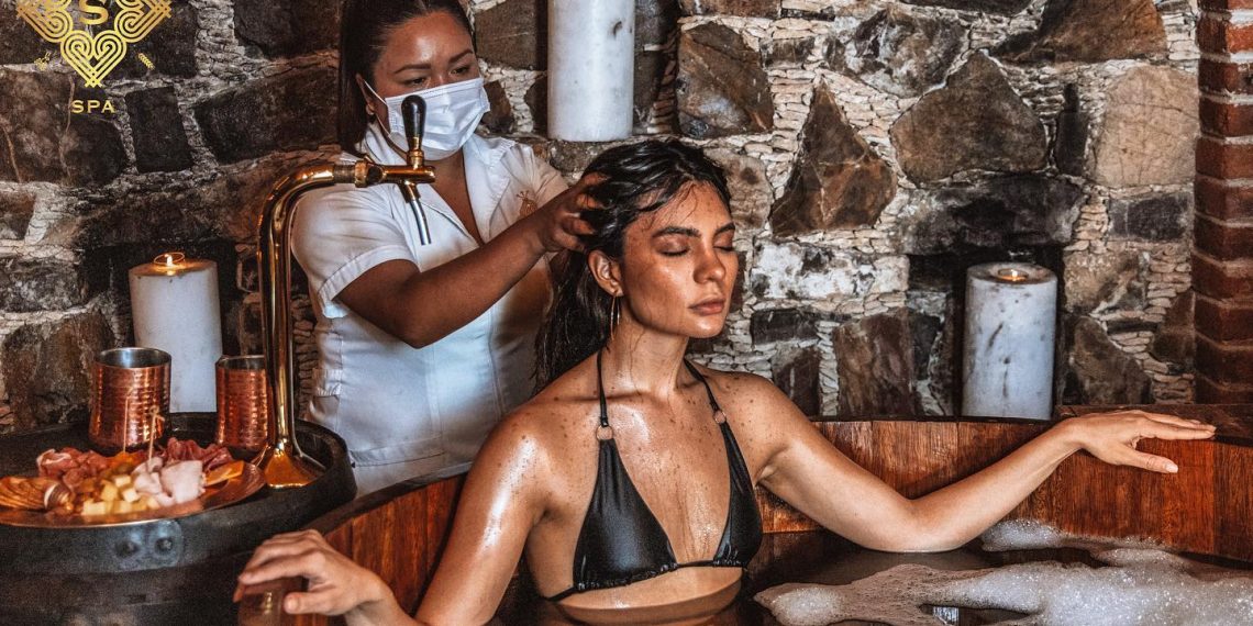 Consiente a mamá con un Spa de cerveza en Mineral de Pozos, Guanajuato