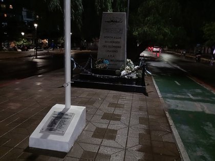 Desde el Municipio de Córdoba dijeron que solo retirarán la placa si lo piden los veteranos de Malvinas