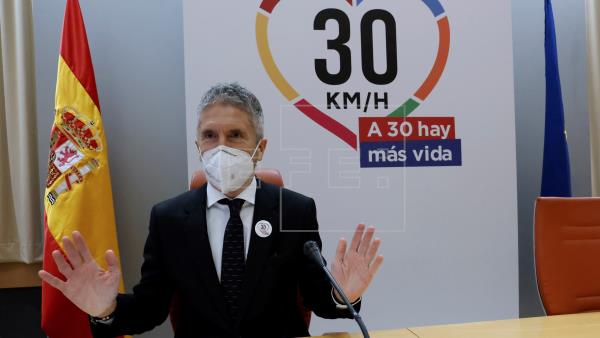3,6 millones de viajes viales el fin de semana, 4 % más que antes de pandemia