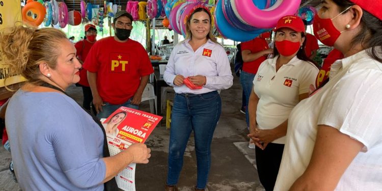 Aurora Cruz, Partido del Trabajo – Noticias Va de Nuez