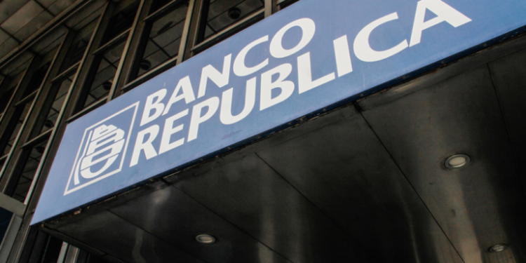 BROU no cobrará cuotas ni intereses durante seis meses a empresas castigadas por la pandemia