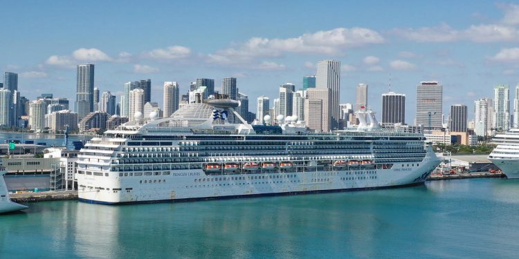 CDC da luz verde para que cruceros inicien viajes de prueba gratuitos