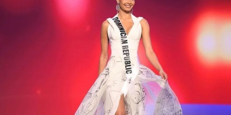 Carnival Cruise elige a Miss República Dominicana como nueva madrina de Mardi Grass en transmisión de Miss Universo