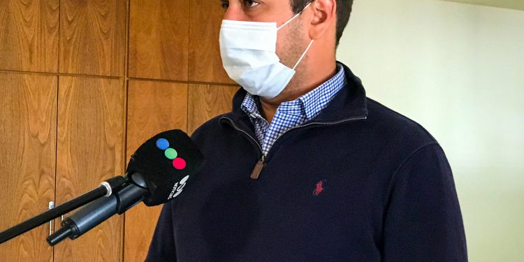 Castelli propone crear la Mesa para la Reactivación de la Actividad Turística de la provincia - Politica | NoticiasNQN
