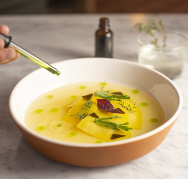 Celele, Alquímico y Pigeon