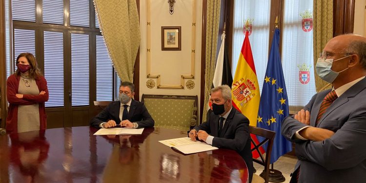 Ceuta avanza en la reapertura del turismo de cruceros