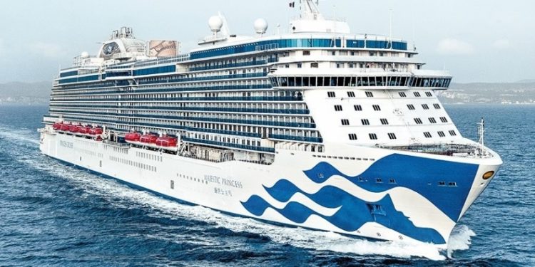 Comerciantes de Puntarenas viven drama humano ante nula llegada de cruceros y turistas