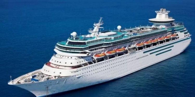 Con pasajeros voluntarios, arranca la industria de cruceros