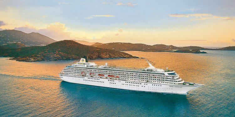 Crystal Cruises anuncia 15 nuevas salidas al Caribe con el Crystal Symphony desde St. Maarten