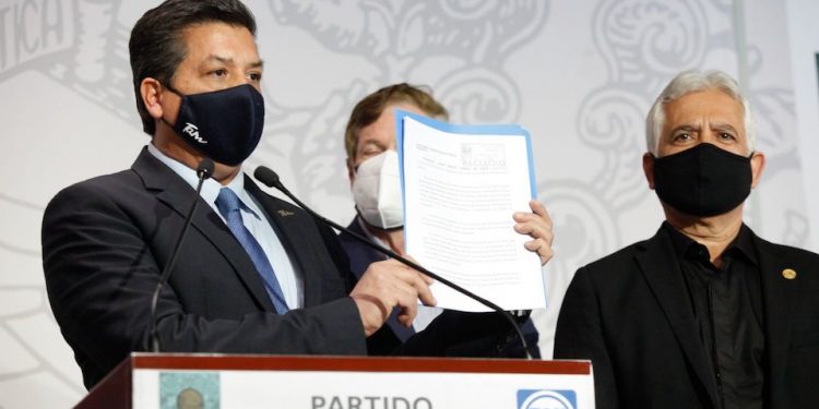 Diputados aprueban iniciar proceso de desafuero de Cabeza de Vaca