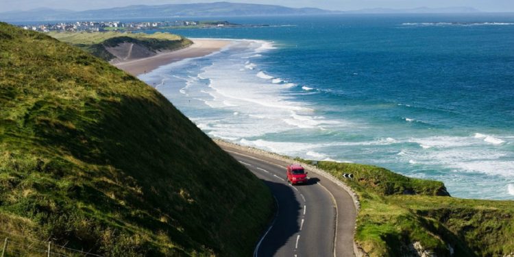 Dos de los viajes por carretera más bonitos del mundo, en Irlanda