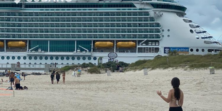 EEUU relaja los requisitos de comportamiento para los pasajeros de cruceros