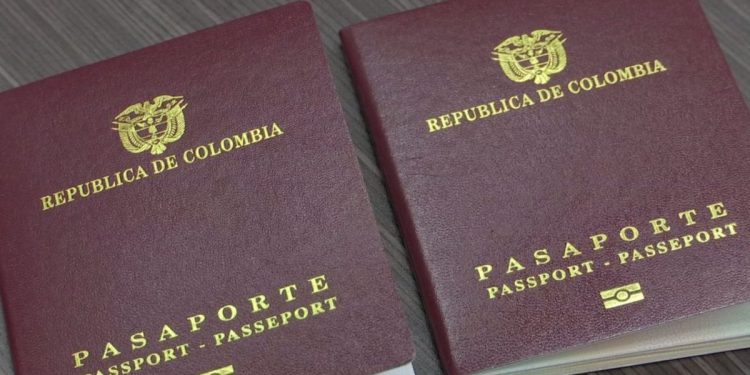 El 86 % de los viajeros colombianos ya no se parece a la foto que tienen en el pasaporte