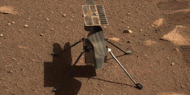 El ingenioso helicóptero de la NASA da un salto para ayudar al vehículo de perseverancia en Marte