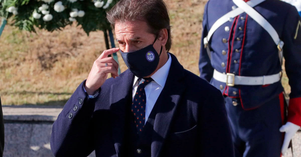 El presidente de Uruguay suspende viaje a Ecuador tras morir un ministro