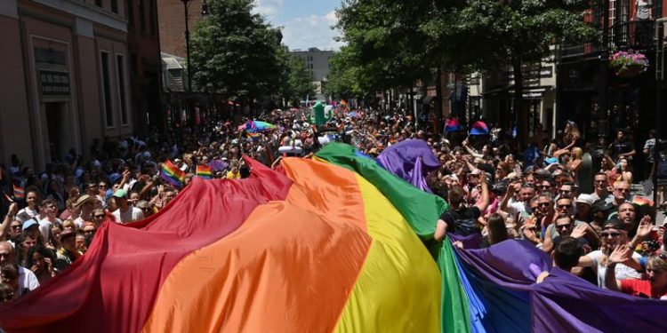 En León reactivarán mercado rosa por mes del Orgullo Gay