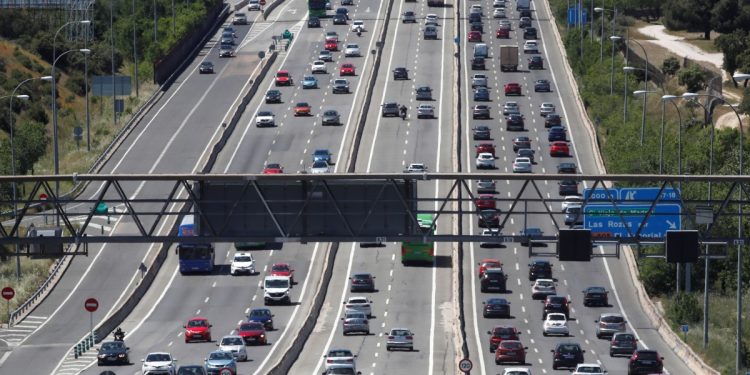 España afronta su primer fin de semana sin restricciones para viajar