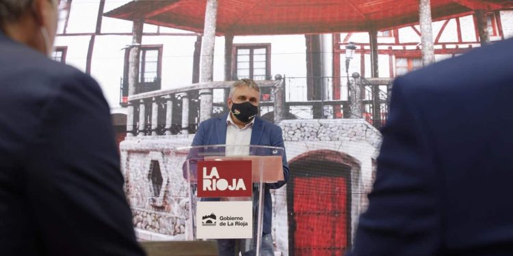Ezcaray presenta en FITUR su nueva fórmula turística 5