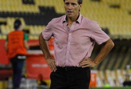 Fabián Bustos: 9 de Octubre nos complicó y nos faltó tomar mejores decisiones; ante Boca esperamos hacerle daño | Campeonato Nacional | Deportes