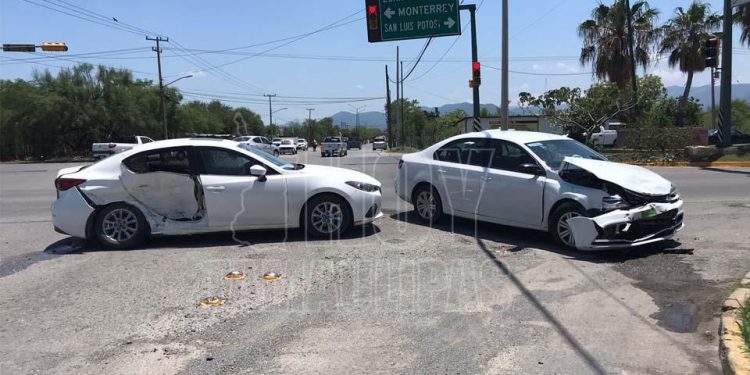 Hoy Tamaulipas - Seguridad Tamaulipas Choque de crucero deja varios lesionados en Ciudad Victoria