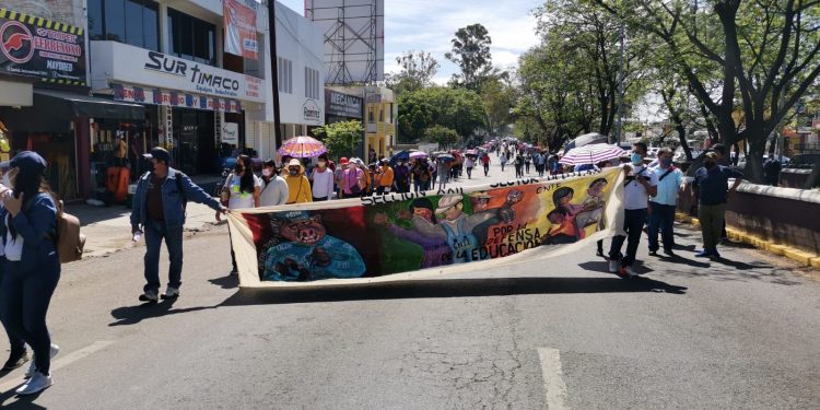 Inicia marcha de la S-22 del crucero de la ex Ieepo al zócalo (11:10 h) ‹ ADN – Agencia Digital de Noticias Sureste