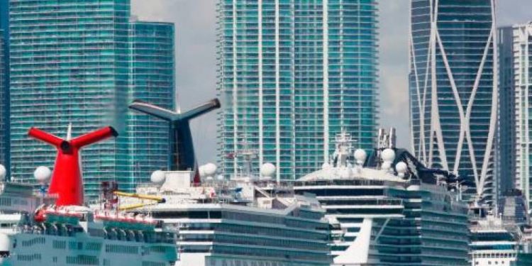 Juez apela a la mediación en demanda por reactivación de cruceros en EE.UU. | EL UNIVERSAL