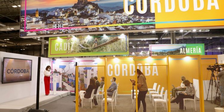 Sala de presentaciones del estand de Córdoba.