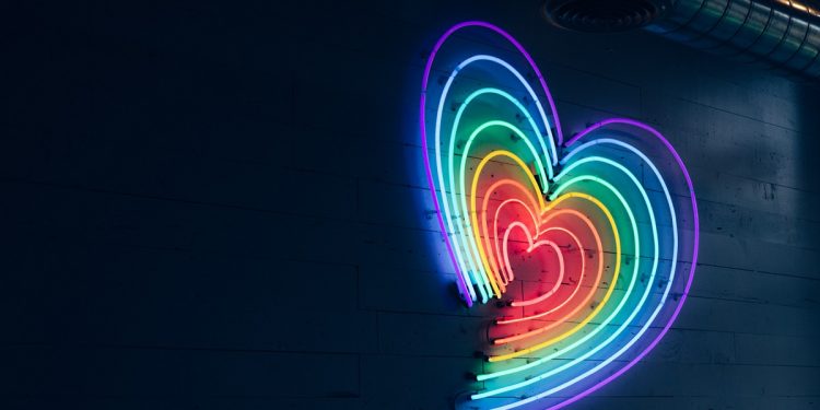 Los Cabos y Puerto Vallarta impulsan turismo LGBTQ+