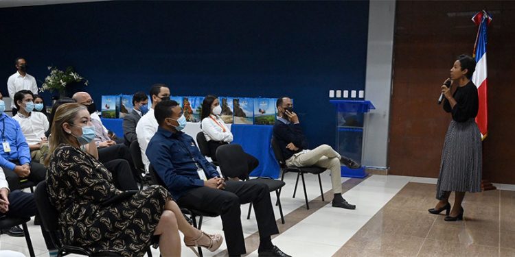 MITUR prepara a nuevos colaboradores sobre innovadorSistema de Inteligencia Turística - Spanish Version