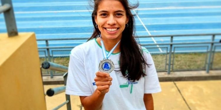 Martina Escudero, la cipoleña que pudo viajar a Ecuador gracias a Santi Maratea